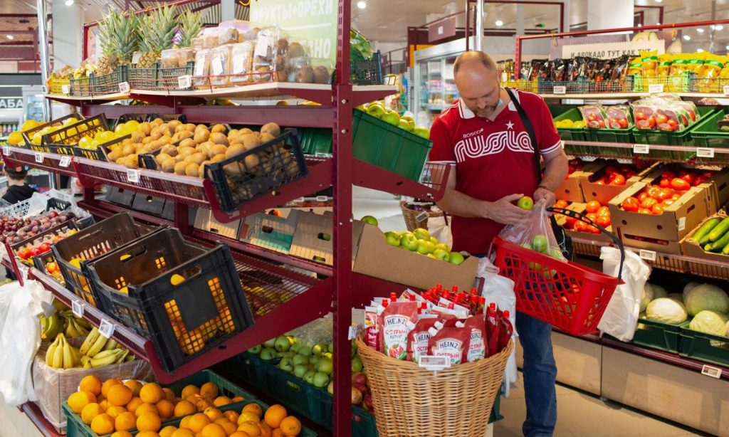 Tregtia me pakicë u rrit me 6.2 për qind në fund të 2025, por ritmi mbetet i moderuar